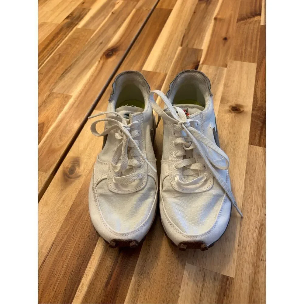 Nike DBreak-Type Pagoda